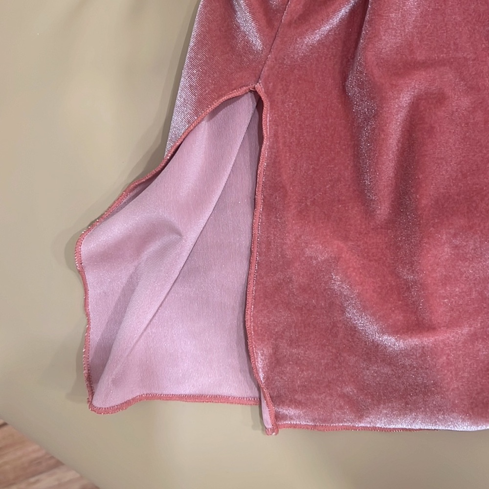 Velvet Tank - Picture 3 of 3